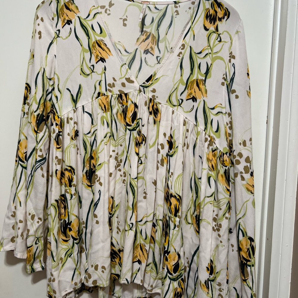 Free People Bella Ivory Floral Print Bell Sleeve Tunic Top Sz XS Boho Peasant - Picture 3 of 5